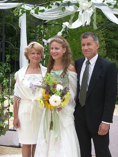 Aug_07-08 094.jpg - with her parents